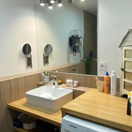 Daire Lovely Spacious Cocoon In *